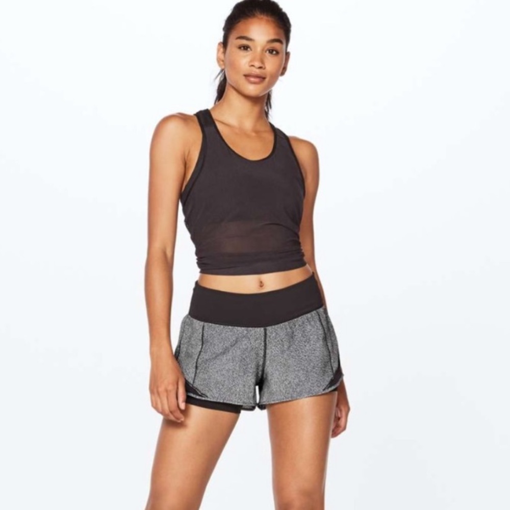 NWT Hotty Hot Short (Naked 4")
